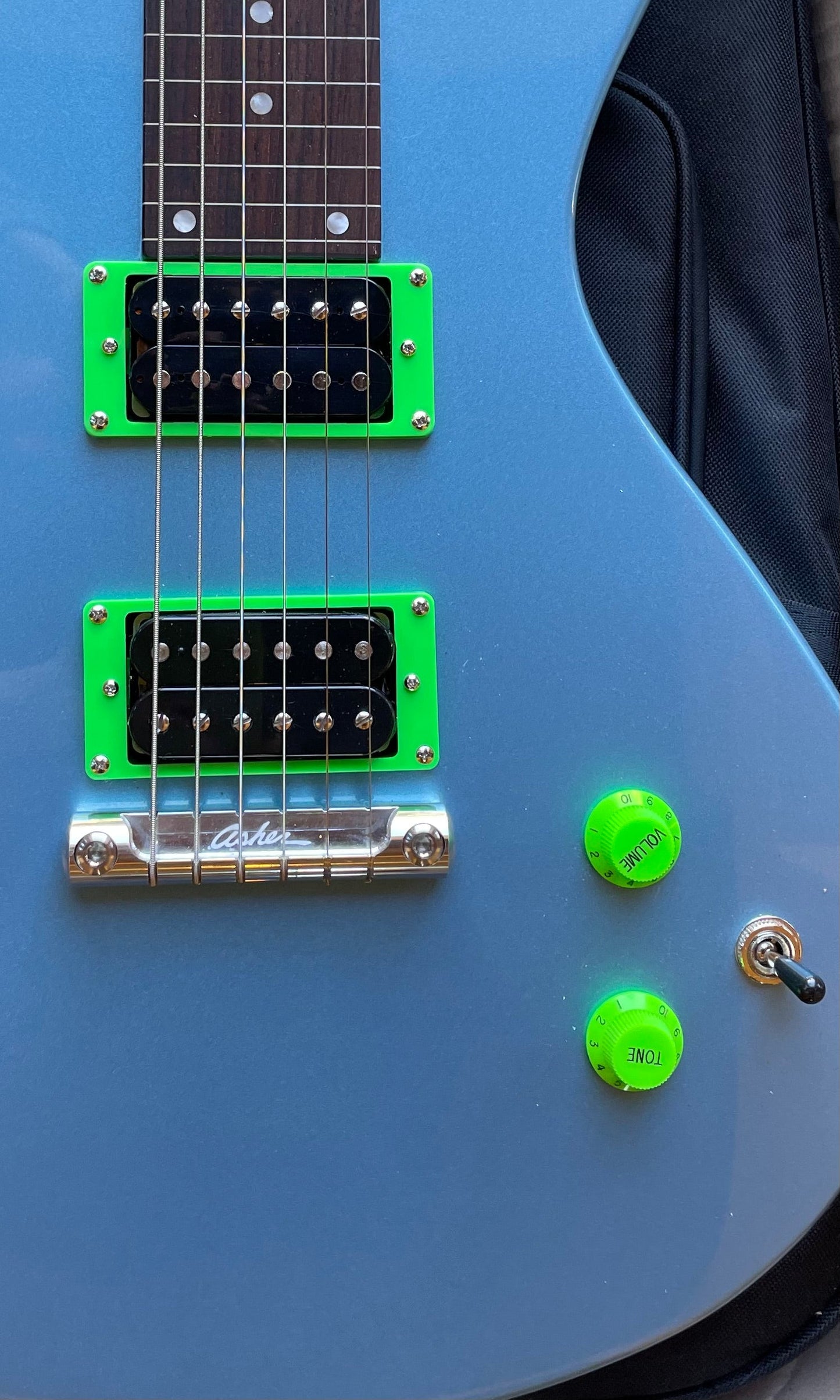 New "COLOR X SERIES" Electro Hawaiian® Junior Lap Steel Lake Placid Blue with Gig Bag!