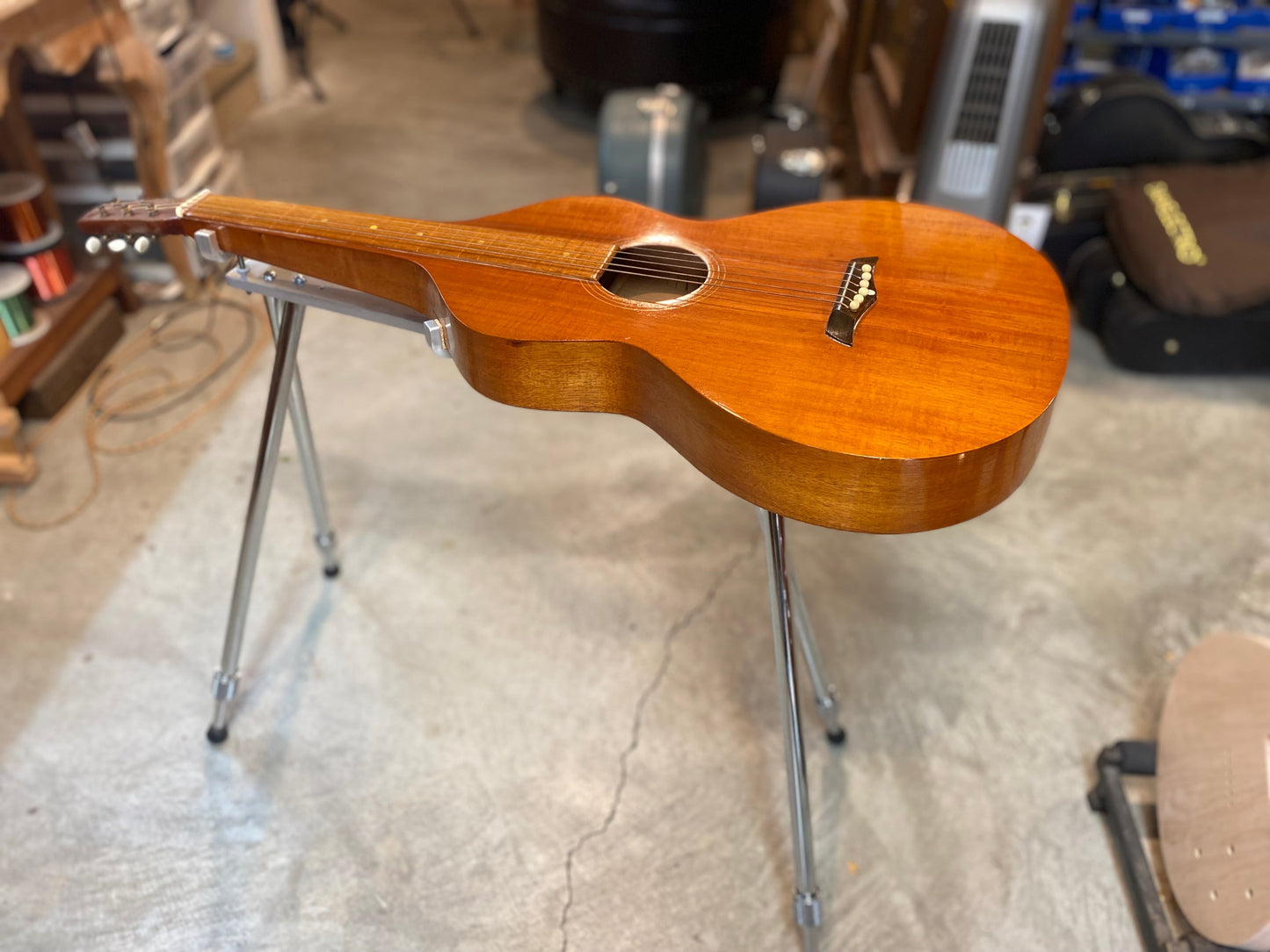 Electro Hawaiian® Universal LAP STEEL Guitar Stand, Adjustable Height, Fits Most Lap Steels!